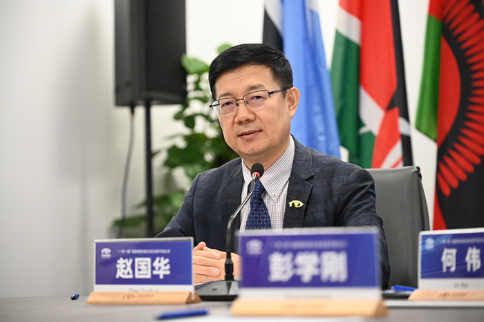 K8凯发眼科集团常务副总裁赵国华主持开班仪式_副本.jpg